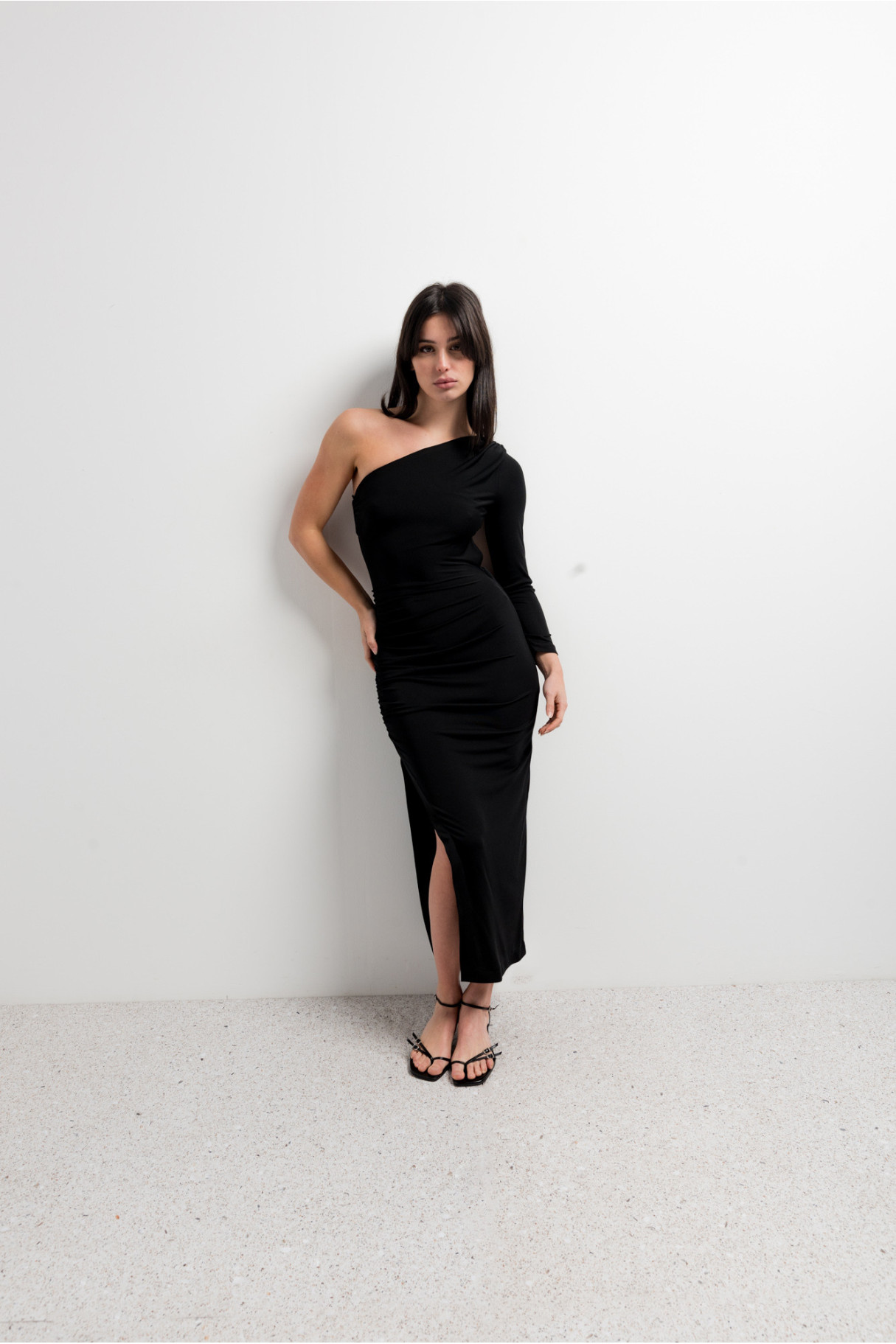 VESTIDO MIDI ASIMETRICO