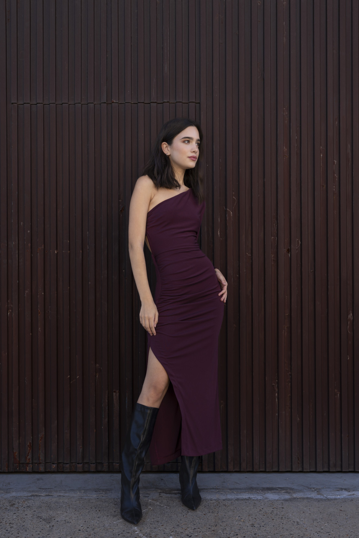 VESTIDO MIDI ASIMETRICO