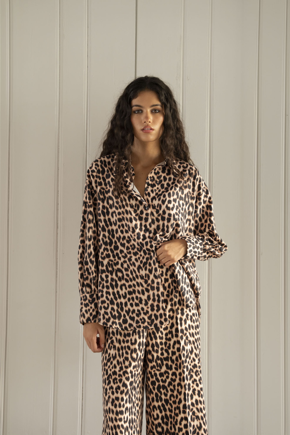 CAMISA ESTAMPADO ANIMAL PRINT