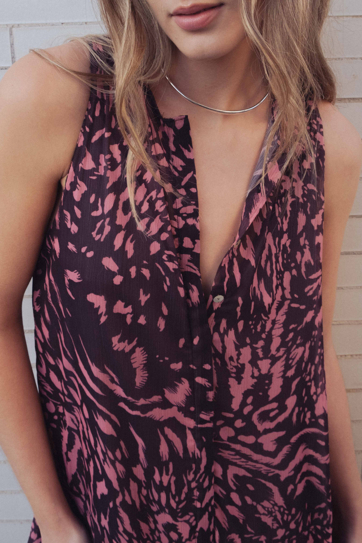 VESTIDO ESTAMPADO VOLANTES